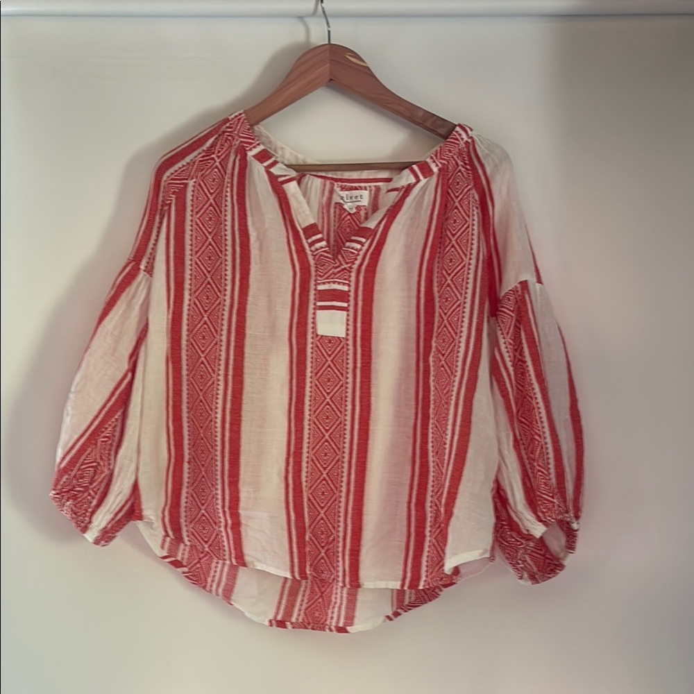 Velvet Red and White 3/4 Sleeve Boxy Blouse